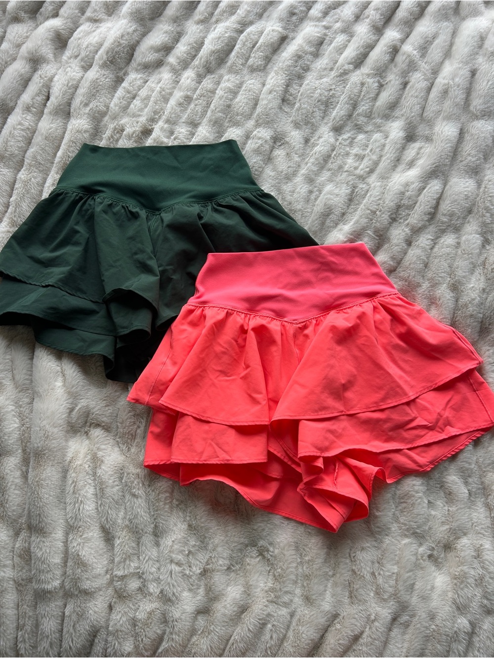 Aerie Active Skorts in Forest Green & Coral